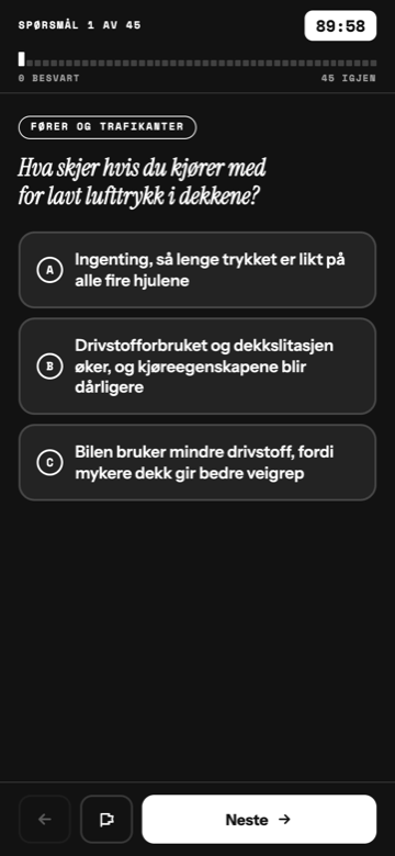 Skjermbilde fra Bilteori: full prøve, spørsmål 1 av 45, med klokke som teller ned fra 90 minutter.